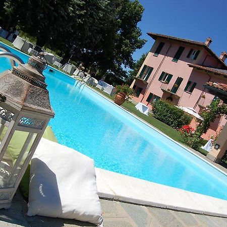 Torre Dei Frati Bed & Breakfast Fossano Bagian luar foto