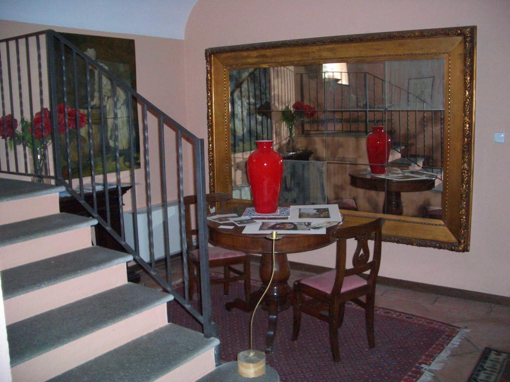 Torre Dei Frati Bed & Breakfast Fossano Bagian luar foto