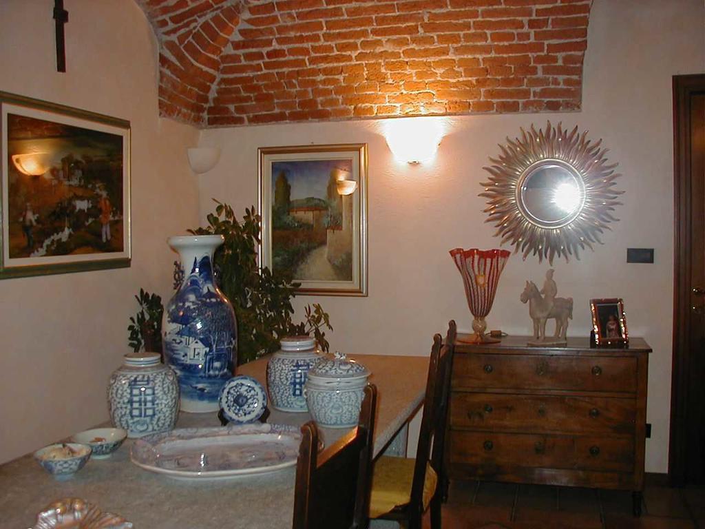 Torre Dei Frati Bed & Breakfast Fossano Bagian luar foto