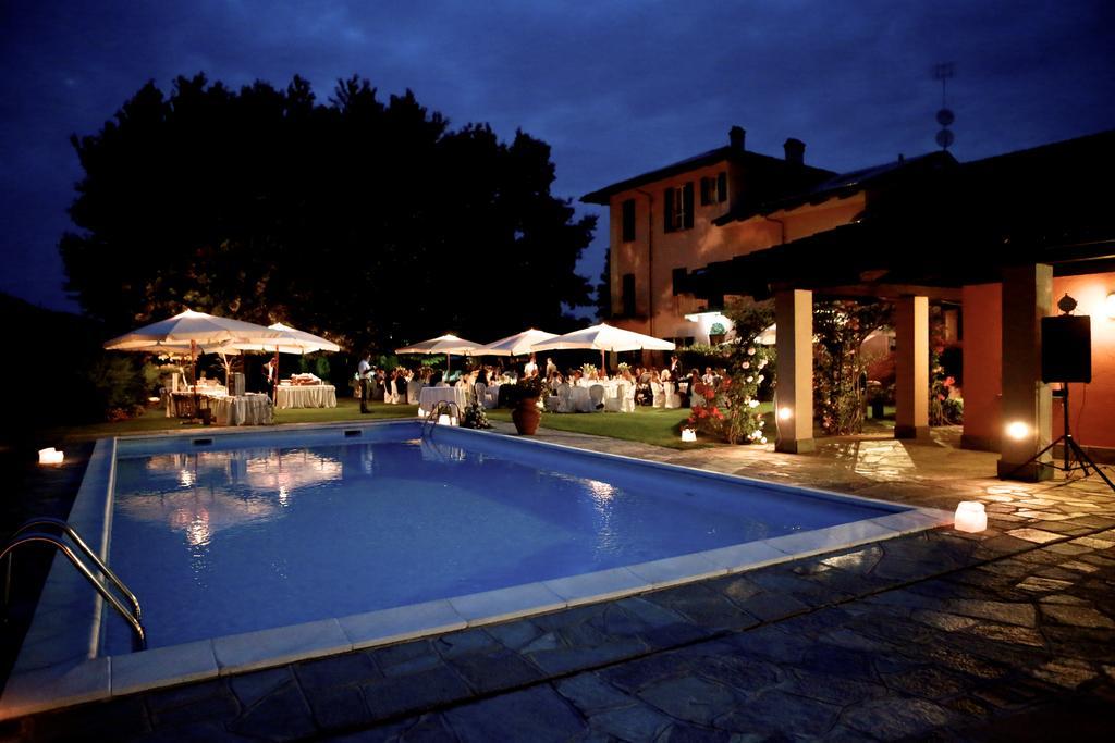 Torre Dei Frati Bed & Breakfast Fossano Bagian luar foto
